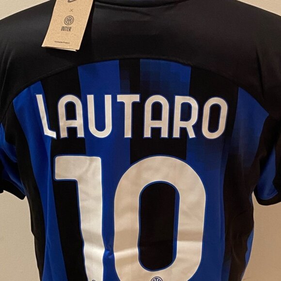 Italy Italia Inter Milan Lautaro Martínez ( EL TORO - THE BULL ) Jersey # 10 - Picture 6 of 10